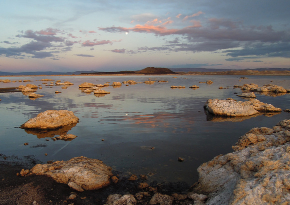 Mono Lake - Black Point